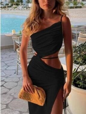 A Classy Chic Boutique White Cutout One-Shoulder Maxi Dress